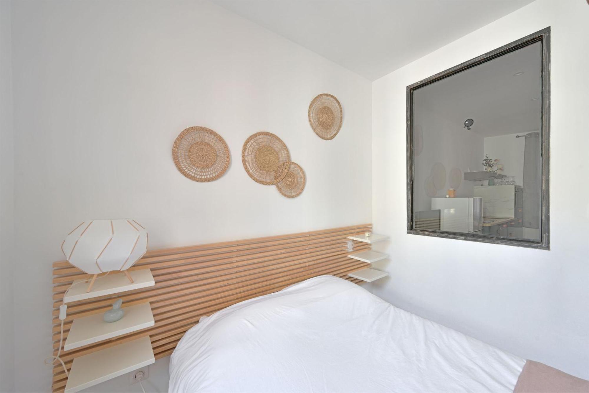 Lena - Proche Theatres Et Place Des Corps Saints - Wi-fi Apartment